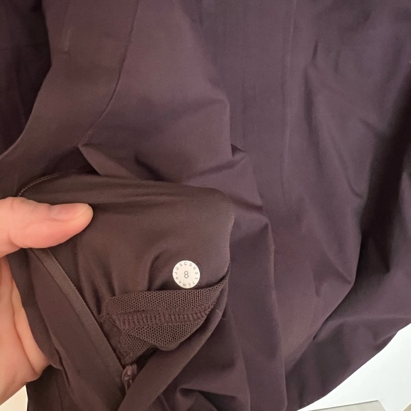 Lululemon burgundy raincoat - Picture 3 of 3